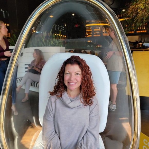 Meet your Posher, Tabitha - Picture 1 of 1